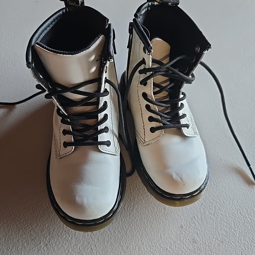 Dr. Doc. Martens 1460T Toddler Sz. 9 USA White Leather Combat Boots Zip Lace Up